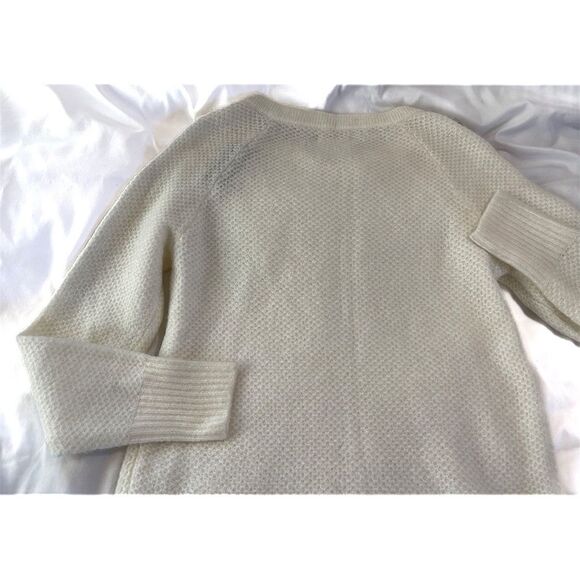 Abercrombie & Fitch Crewneck Knit Sweater | Zip Shoulder Cream NWT - Picture 11 of 11